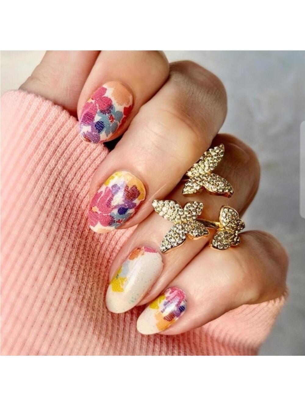 Color Street AVANT GARDEN Nail Polish Strips